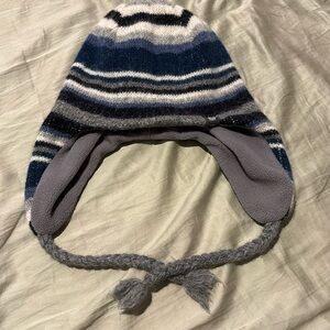 100% Icelandic wool Icewear beanie with ear flap